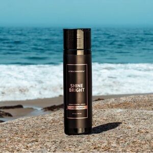 Shine Bright BeachWaver Co. Conditioner